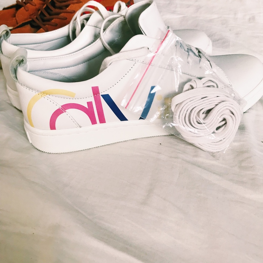 New Calvin Klein White Sneakers / Shoes - Picture 4 of 6